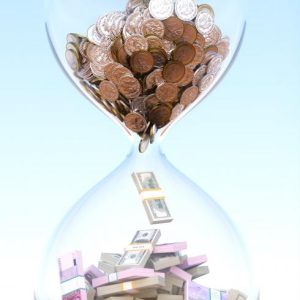 رحلة النقود عبر الزمن: من المقايضة إلى العصر الرقمي